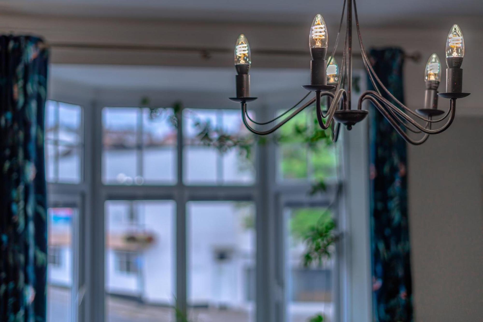 Modern Serviced Apartment: Views Of Village Center Bristol Eksteriør bilde