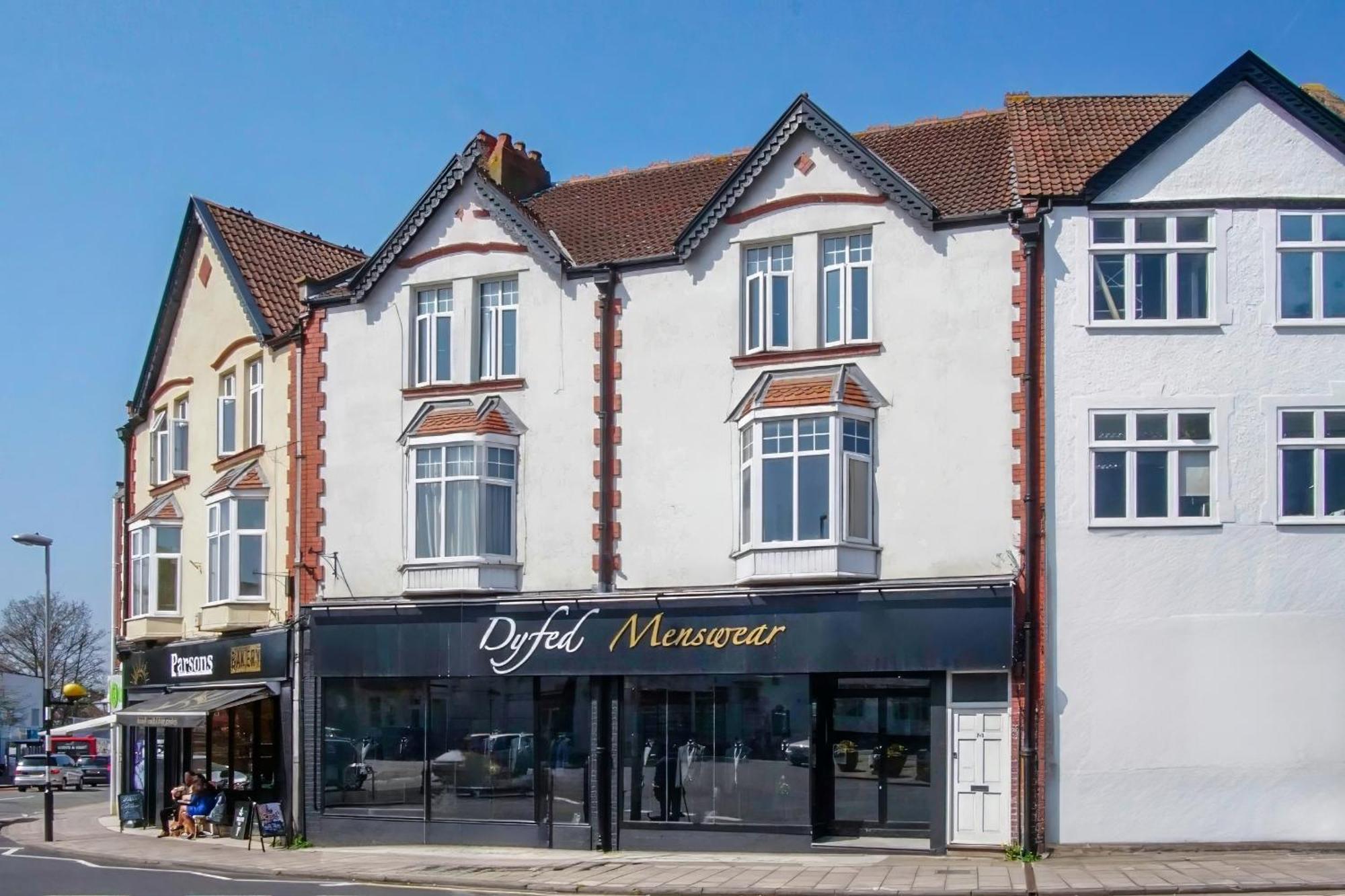 Modern Serviced Apartment: Views Of Village Center Bristol Eksteriør bilde